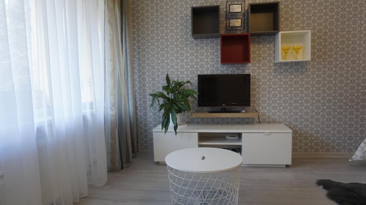 Lea Apartments Liepāja Екстериор снимка